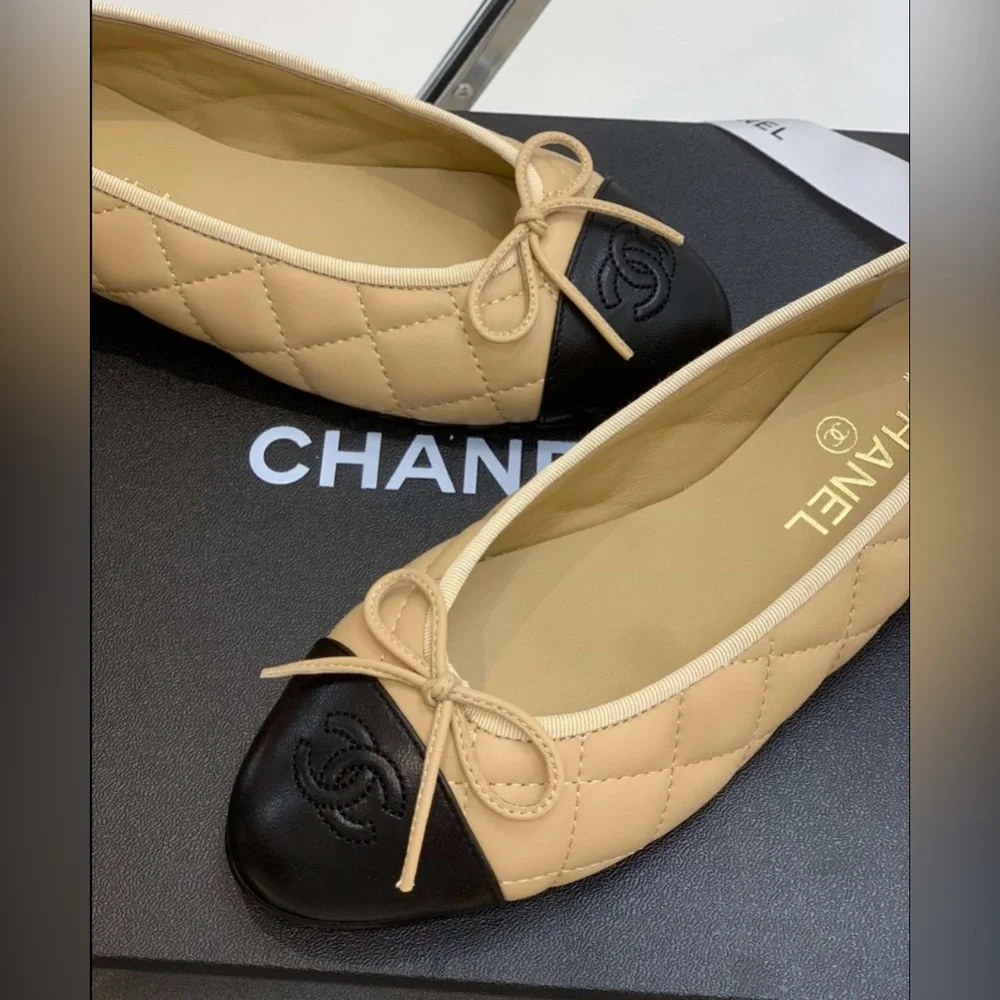 Aged Calfskin Quilted Chanel Cap Toe Ballerina Flats Beige & Black - Picture 1 of 5